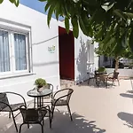 Sergio\'S Plumeria Apartments