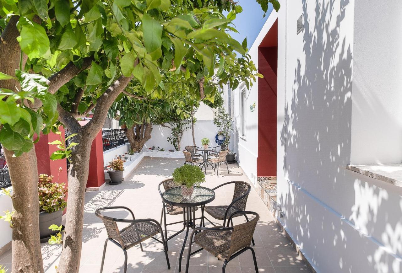 Sergio's Plumeria Apartment *